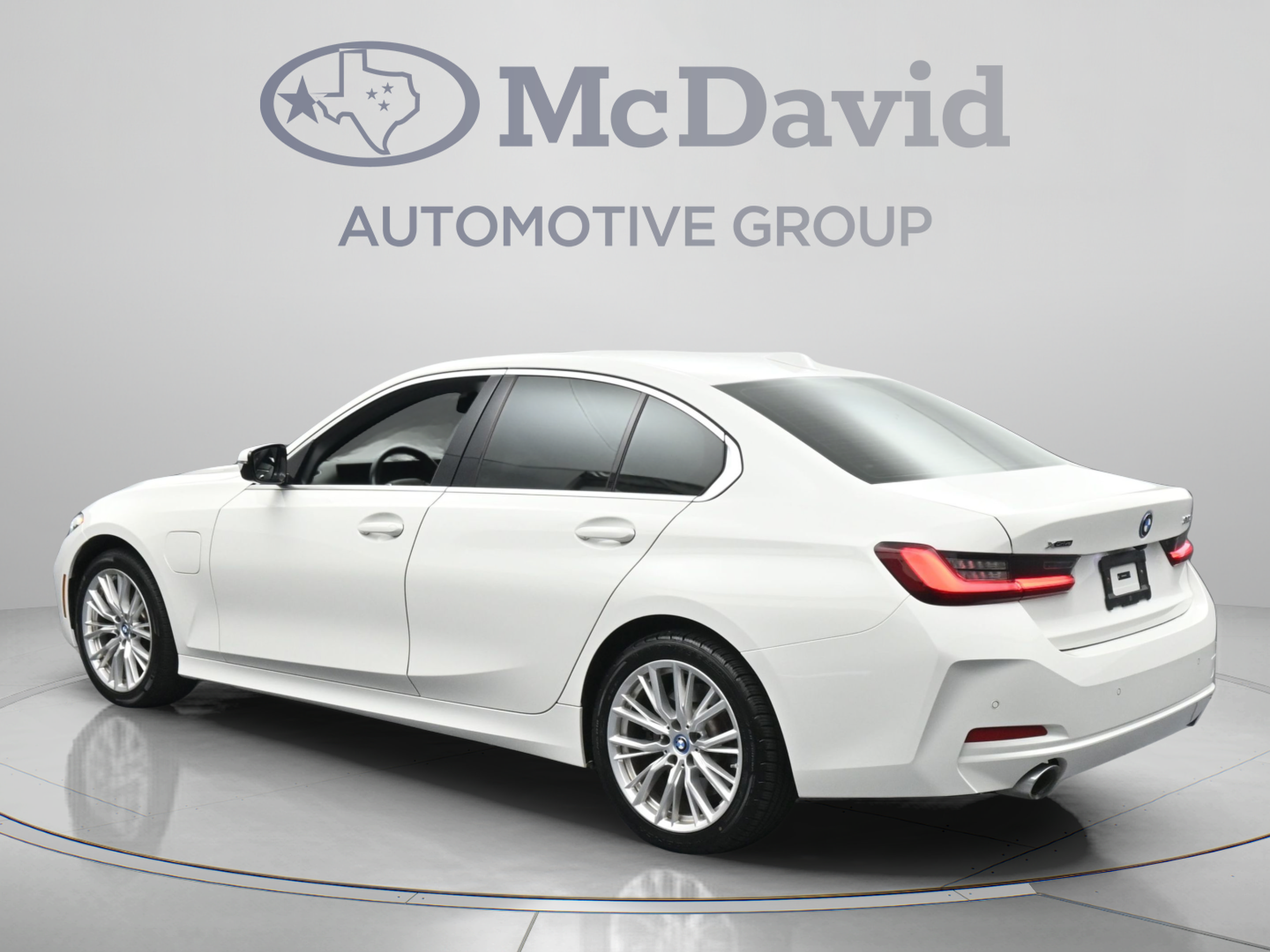 Used 2024 BMW 330e xDrive AWD/4WD image 6
