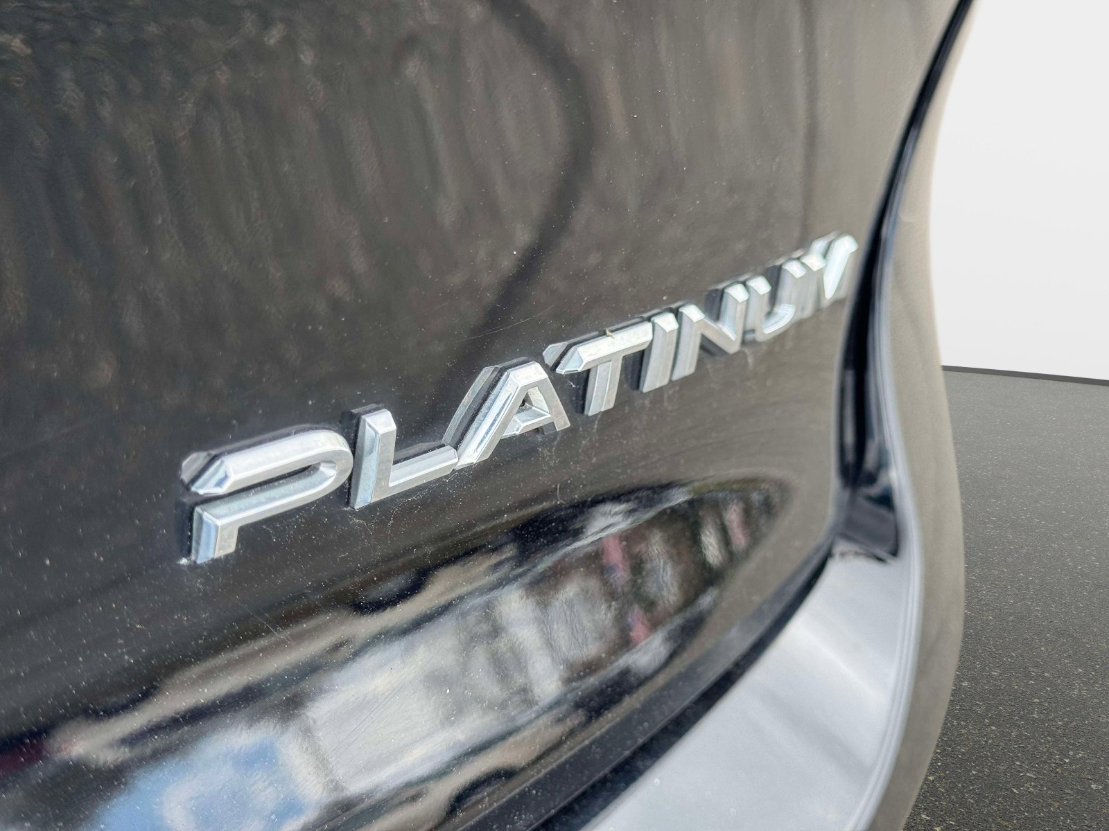 Certified 2023 Toyota Crown Platinum AWD/4WD image 10