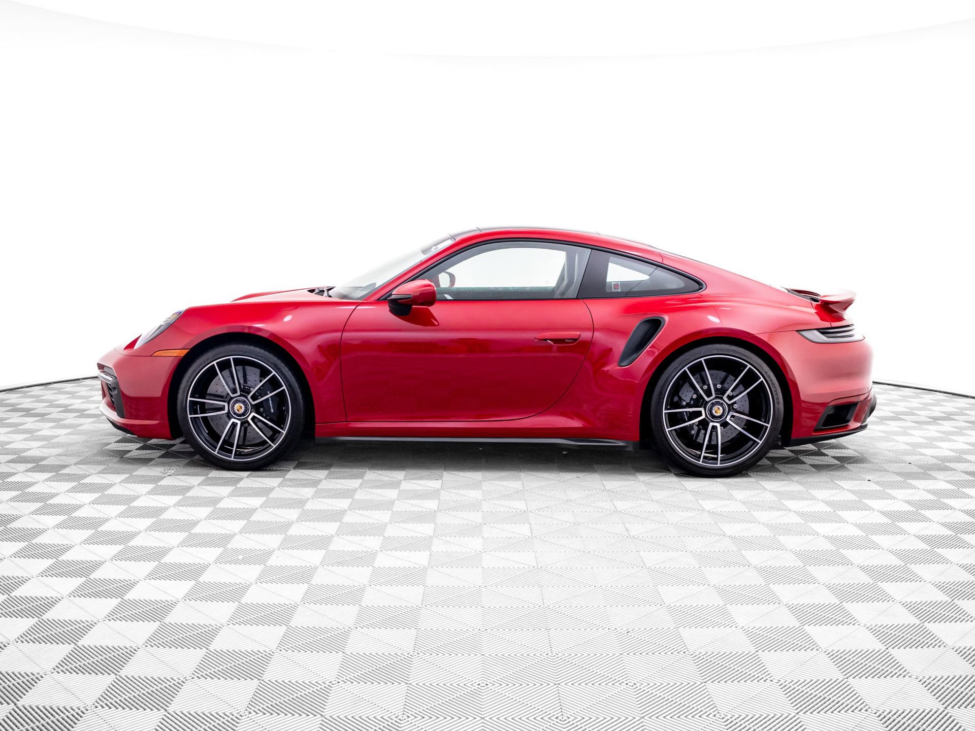 Certified 2022 Porsche 911 Turbo S image 2