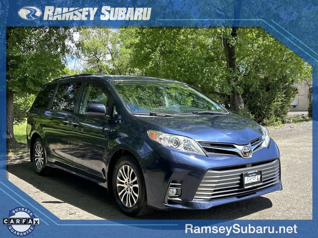 Used 2018 Toyota Sienna XLE