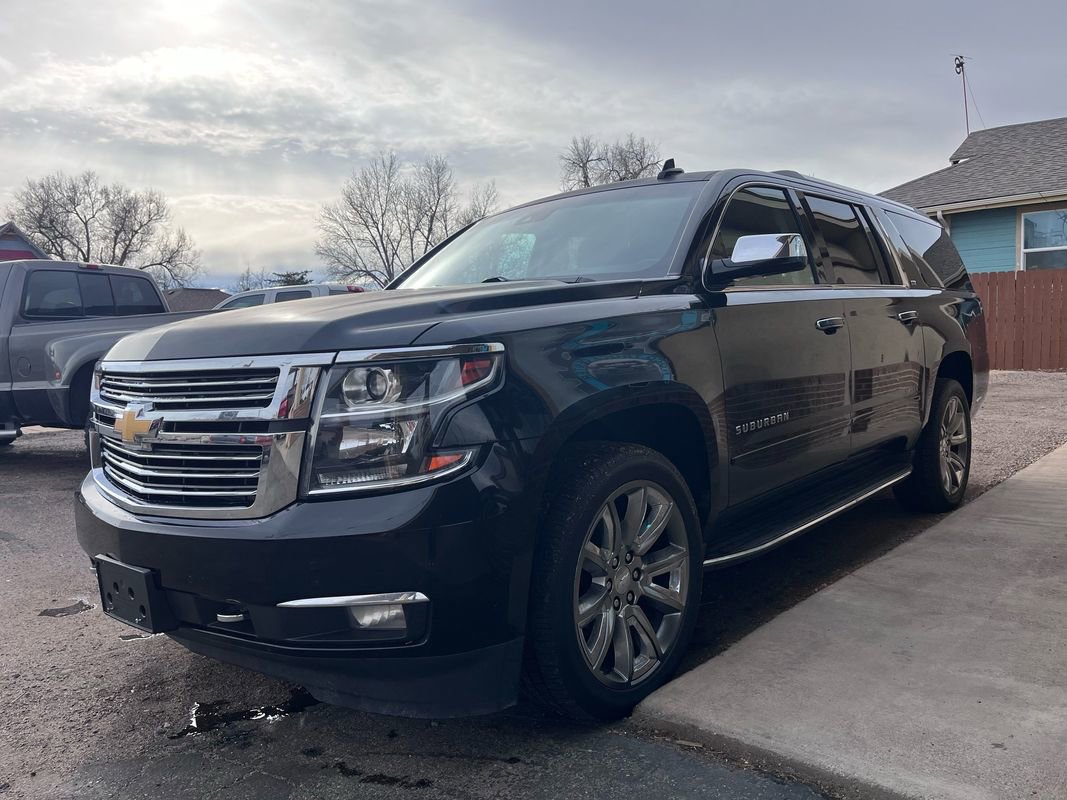 Used 2015 Chevrolet Suburban LTZ image 3