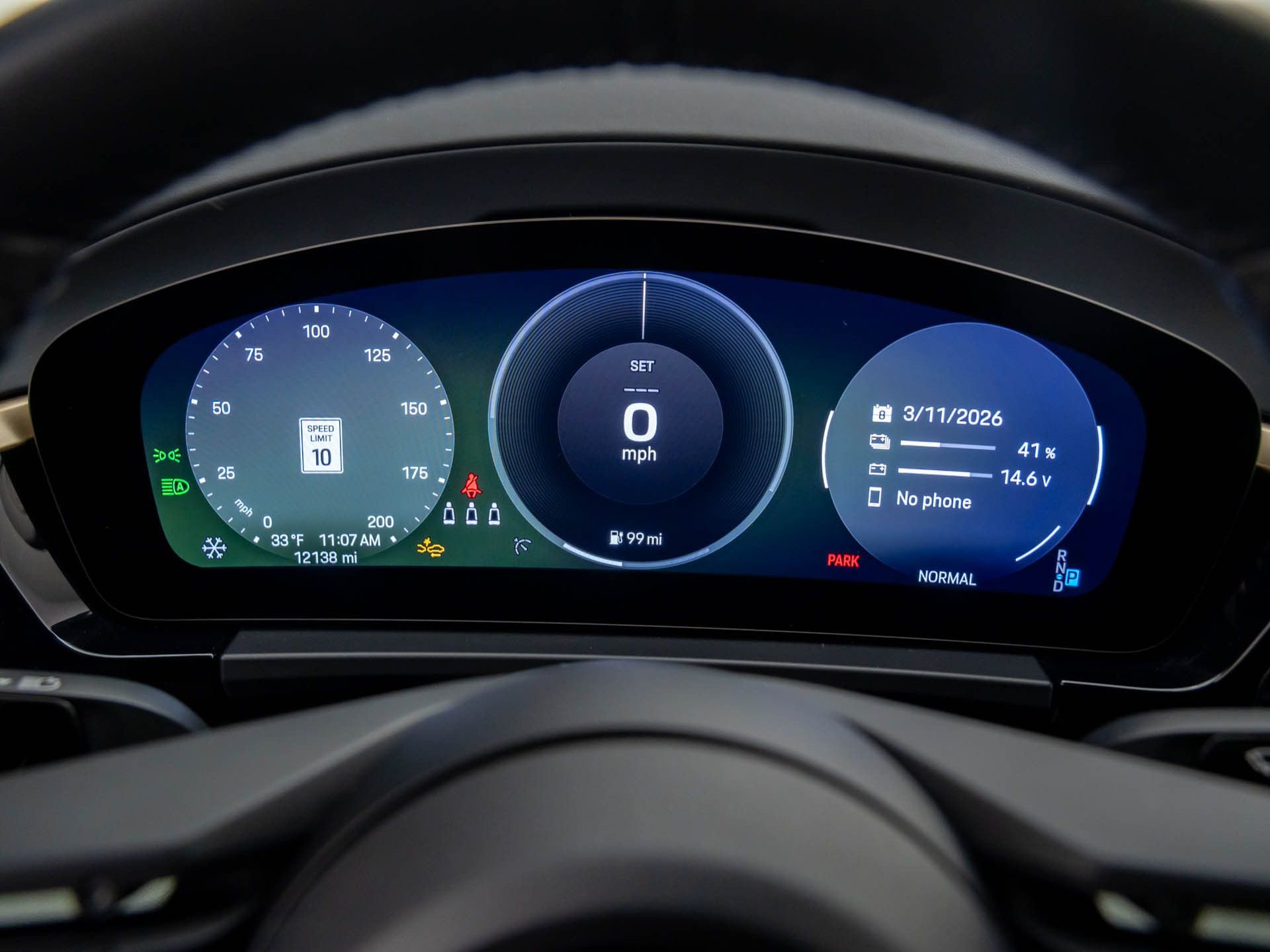 Certified 2024 Porsche Macan 4 Electric image 27