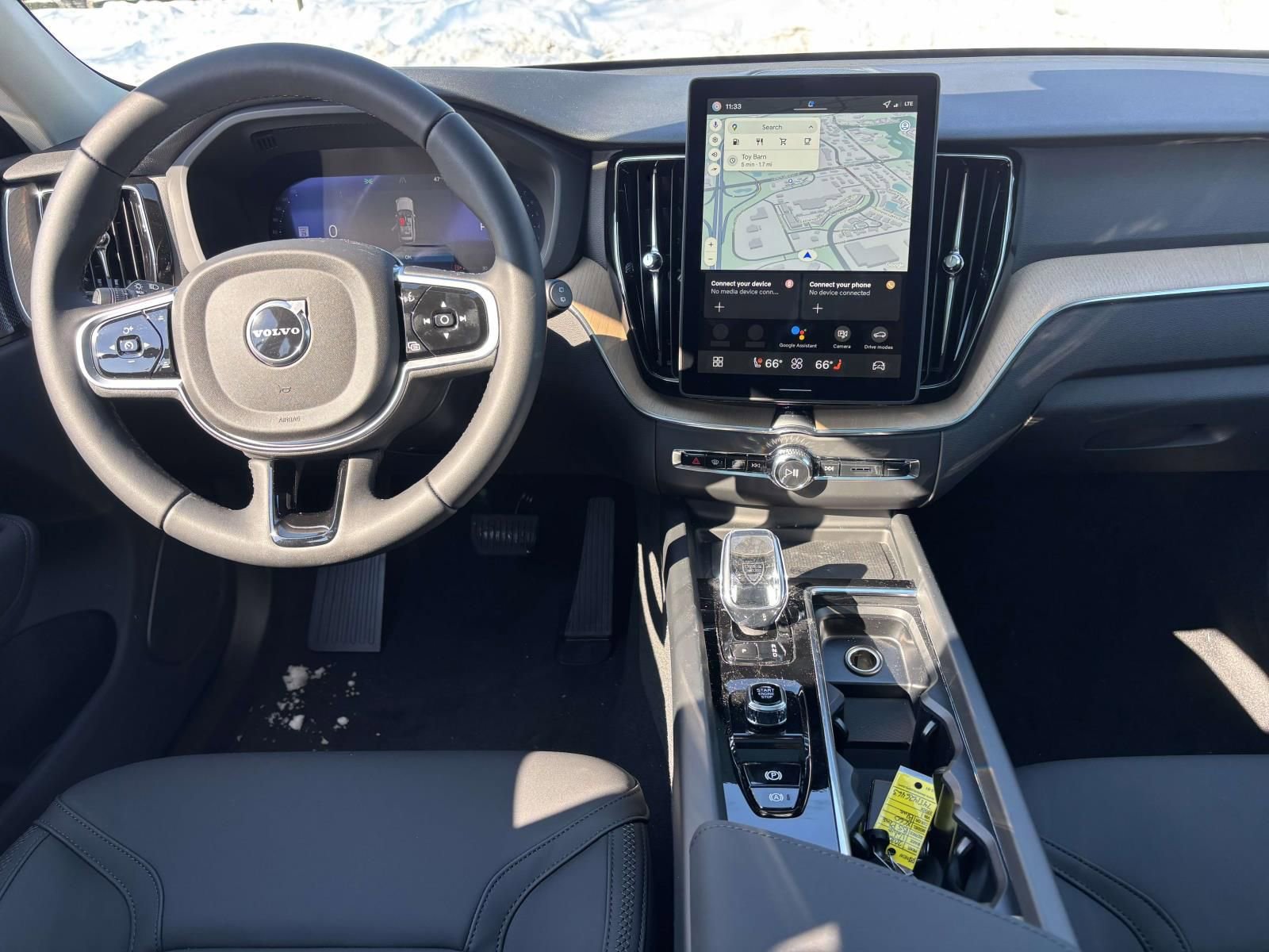 New 2026 Volvo XC60 B5 Plus w/ Protection Package Premier image 27