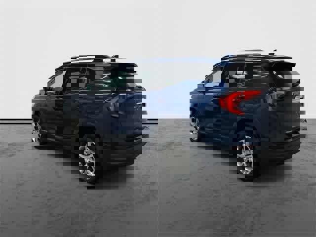 Used 2020 GMC Terrain SLE w/ Driver Convenience Package image 9