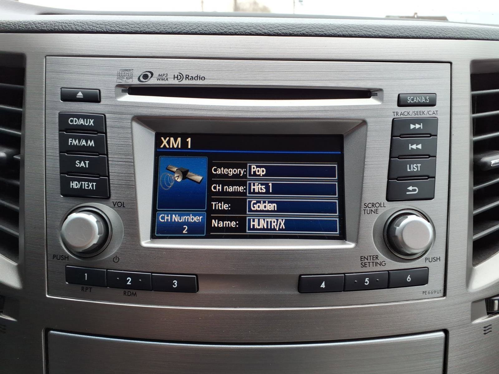 Used 2014 Subaru Outback 2.5i Premium AWD/4WD image 16