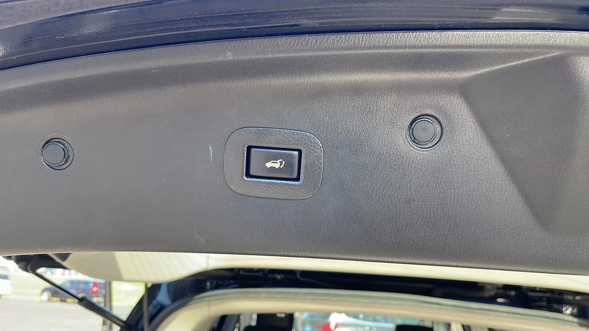 Used 2018 Nissan Armada Platinum w/ Captain Seat Package image 29