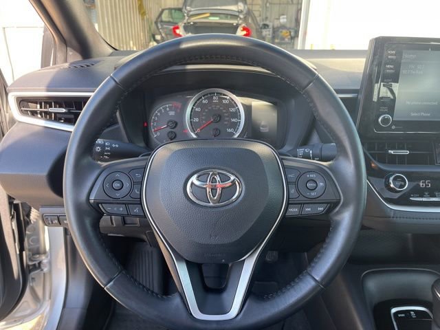 Used 2022 Toyota Corolla SE w/ SE Premium Package FWD image 13