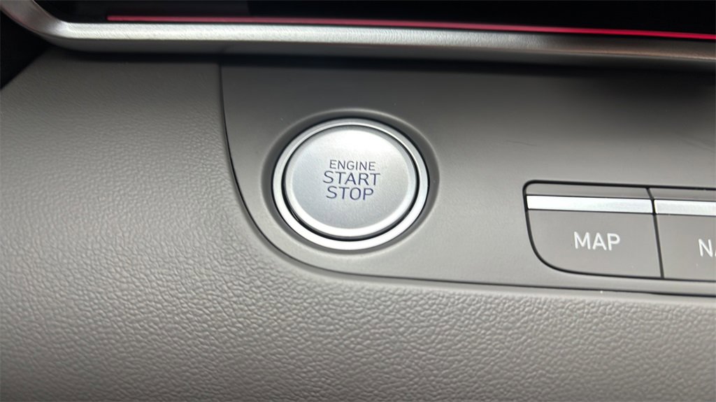 Certified 2024 Hyundai Elantra SEL image 24