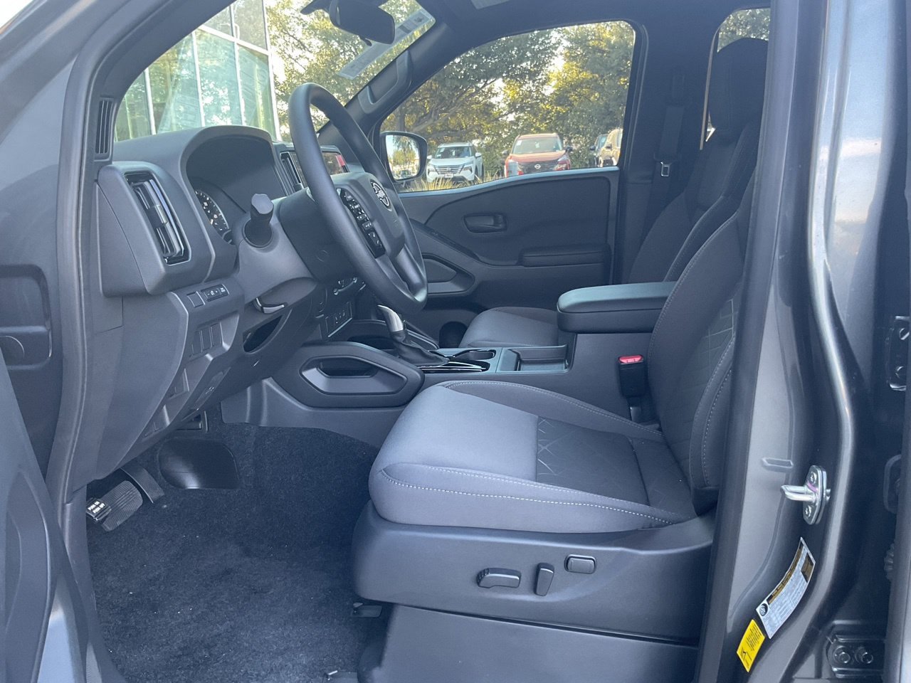 New 2027 Nissan Frontier SV RWD image 8