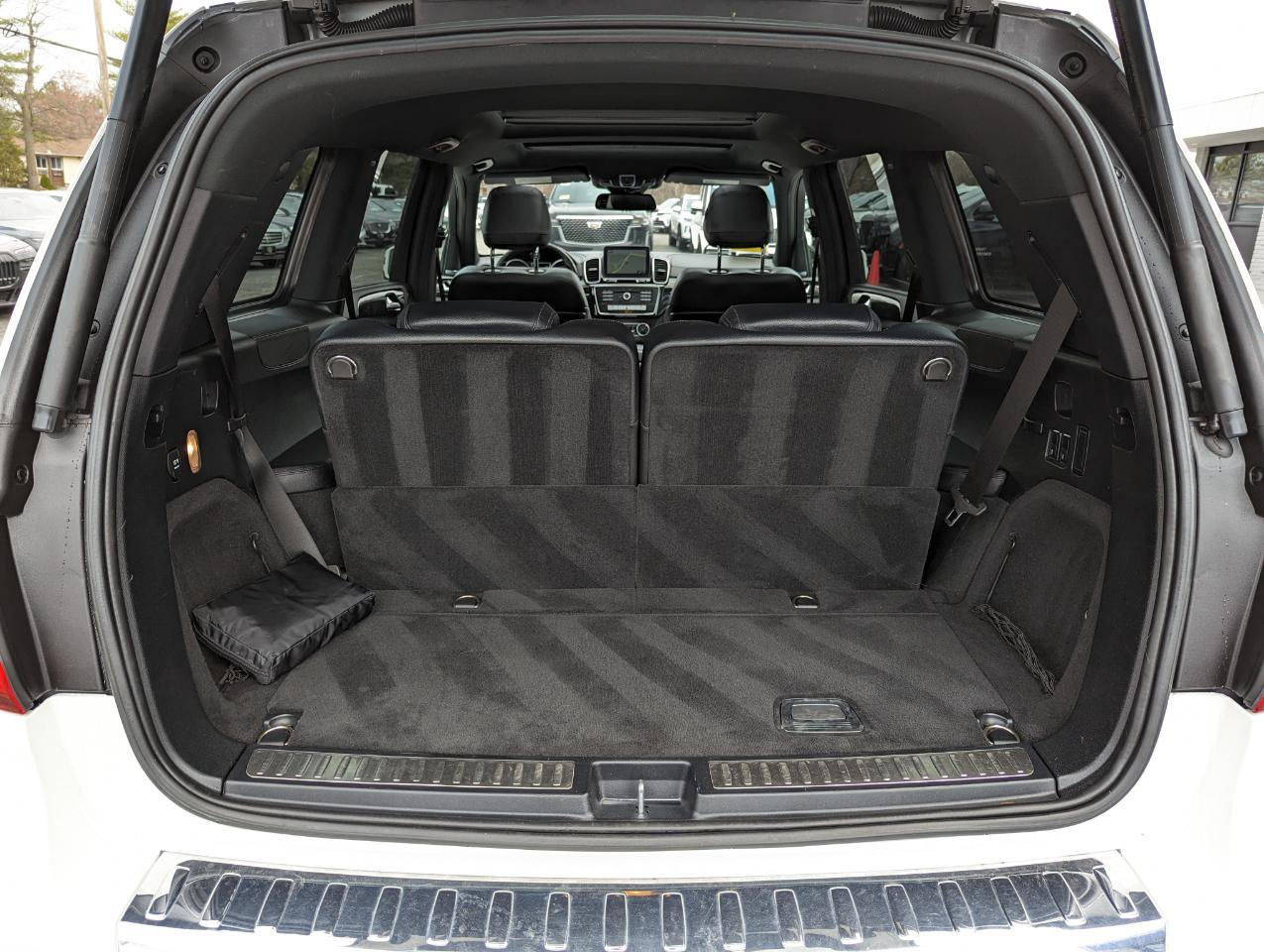 Used 2019 Mercedes-Benz GLS 450 4MATIC image 46