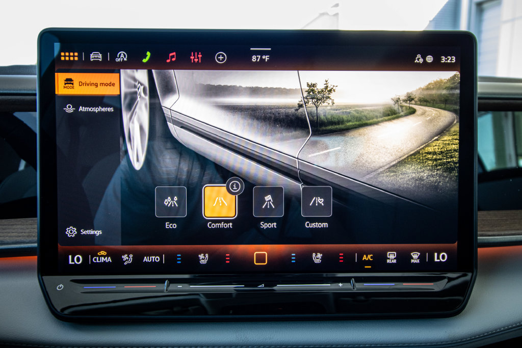 New 2027 Volkswagen Atlas SE FWD image 44