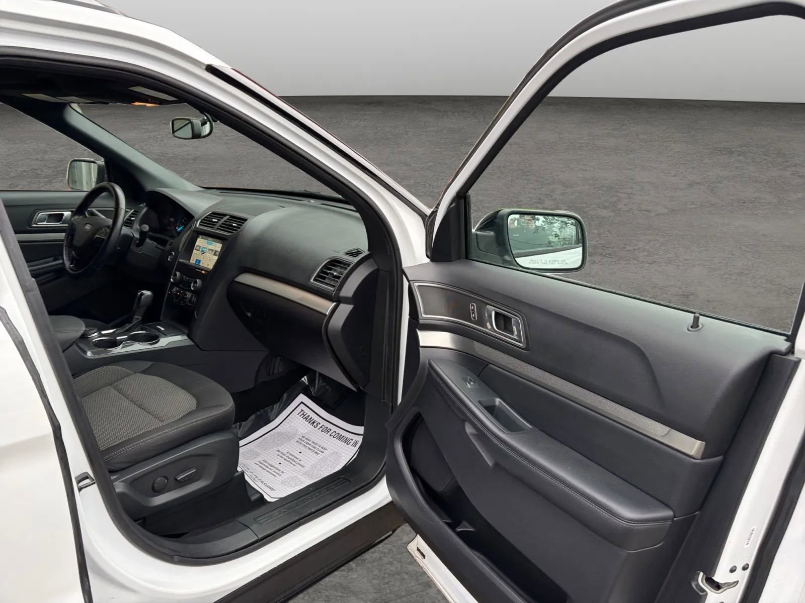 Used 2019 Ford Explorer XLT w/ Equipment Group 201A image 16