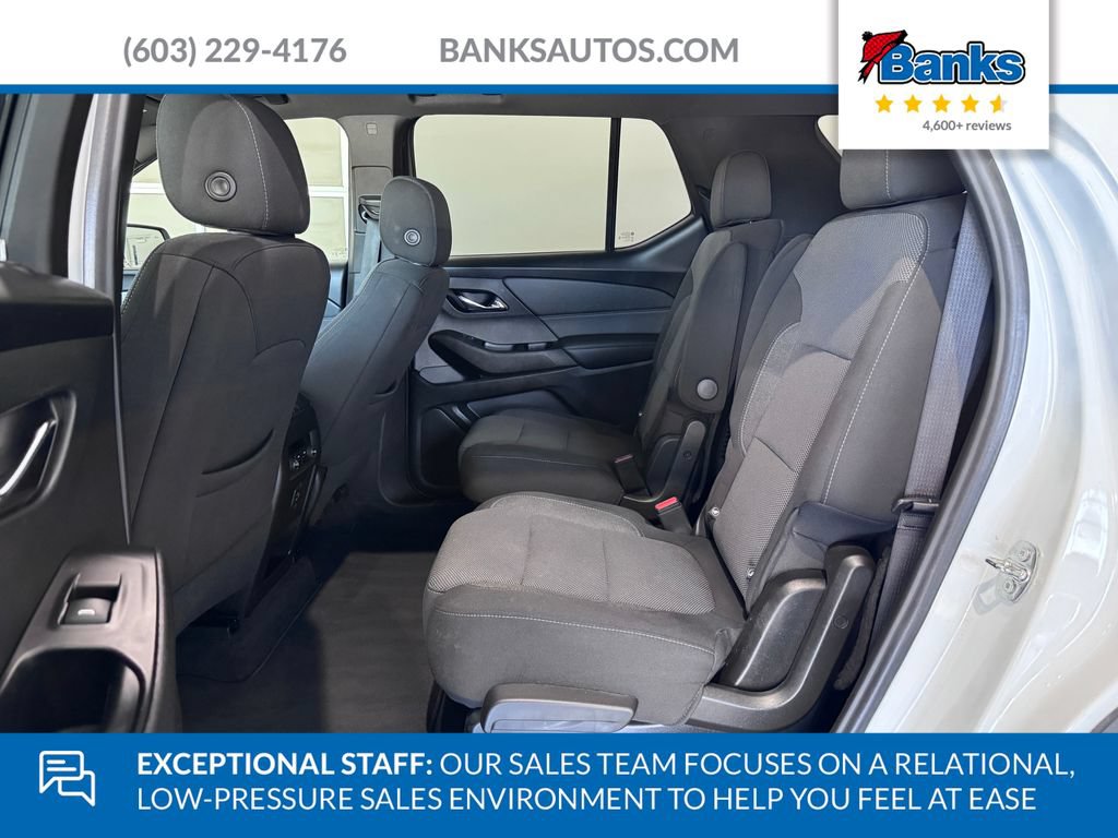 Certified 2023 Chevrolet Traverse LT AWD/4WD image 10