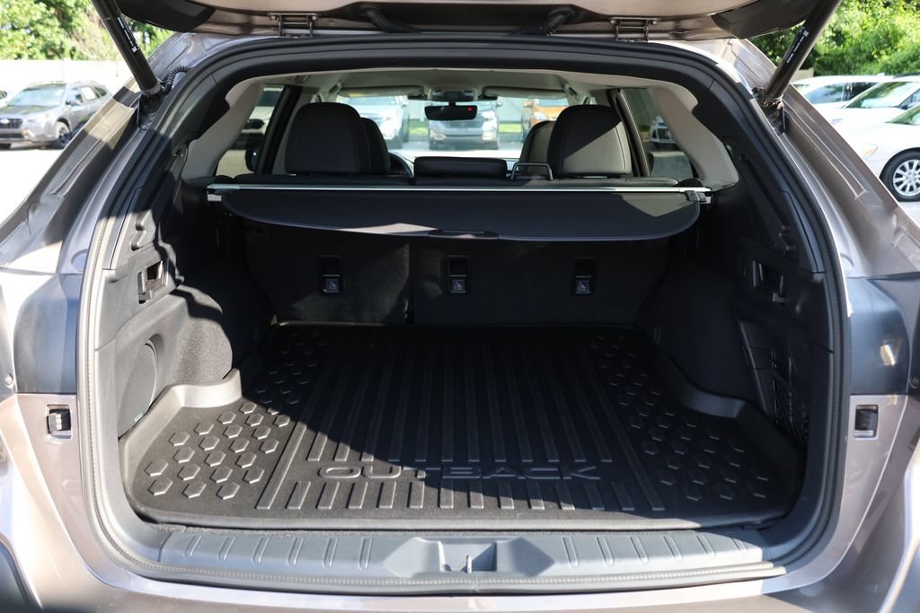 Certified 2024 Subaru Outback Limited AWD/4WD image 6