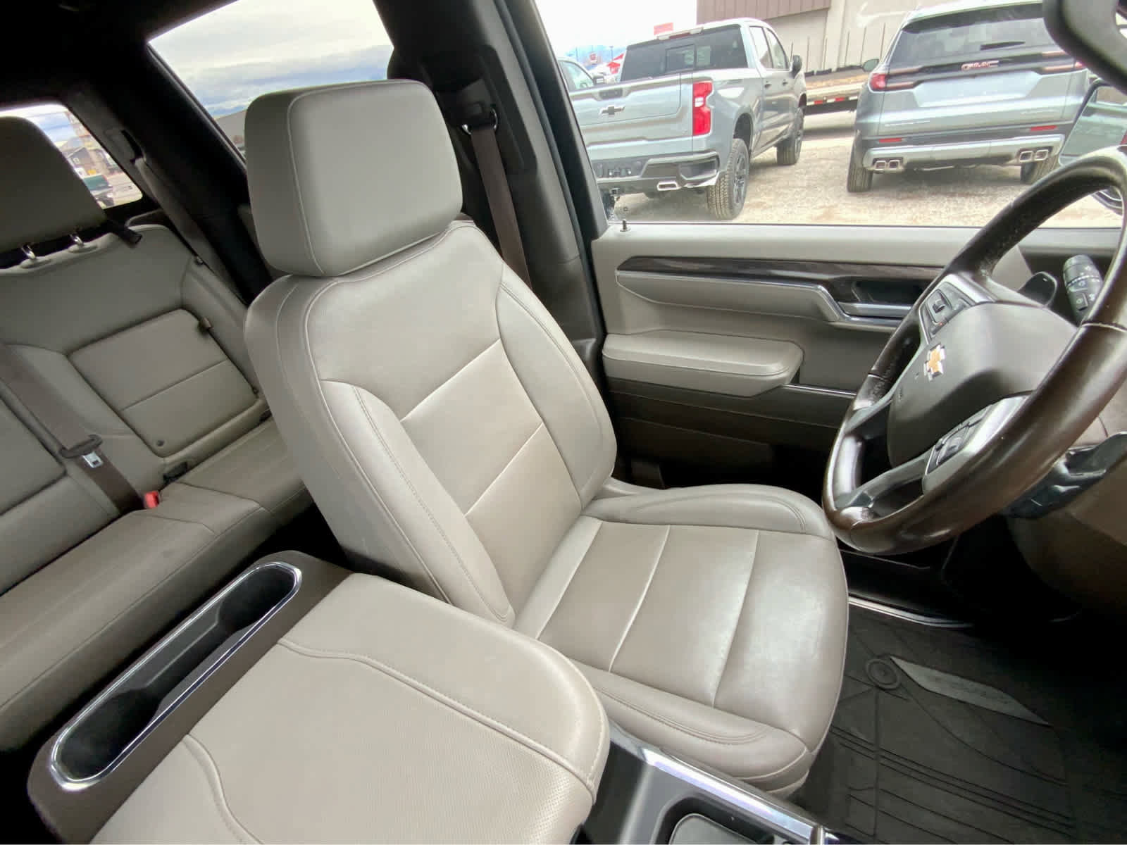 Certified 2023 Chevrolet Silverado 1500 LTZ w/ Technology Package image 30