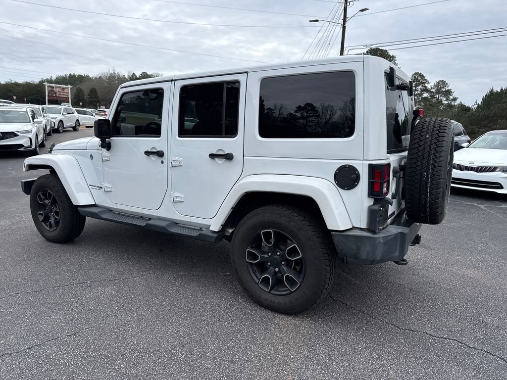 Used 2018 Jeep Wrangler Unlimited Sahara image 3