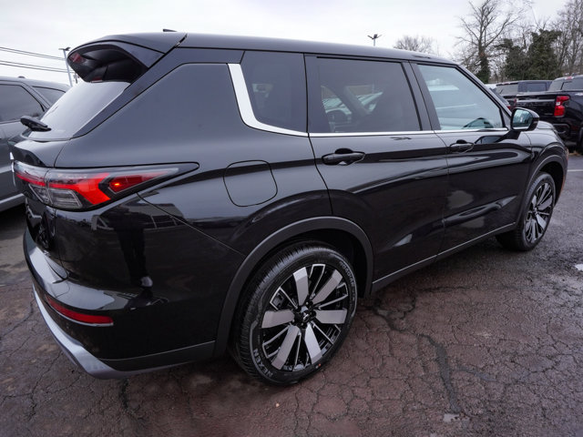 New 2026 Mitsubishi Outlander SE AWD/4WD image 5