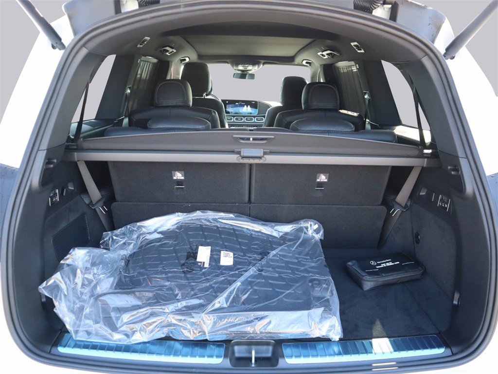 New 2026 Mercedes-Benz GLS 450 4MATIC image 9
