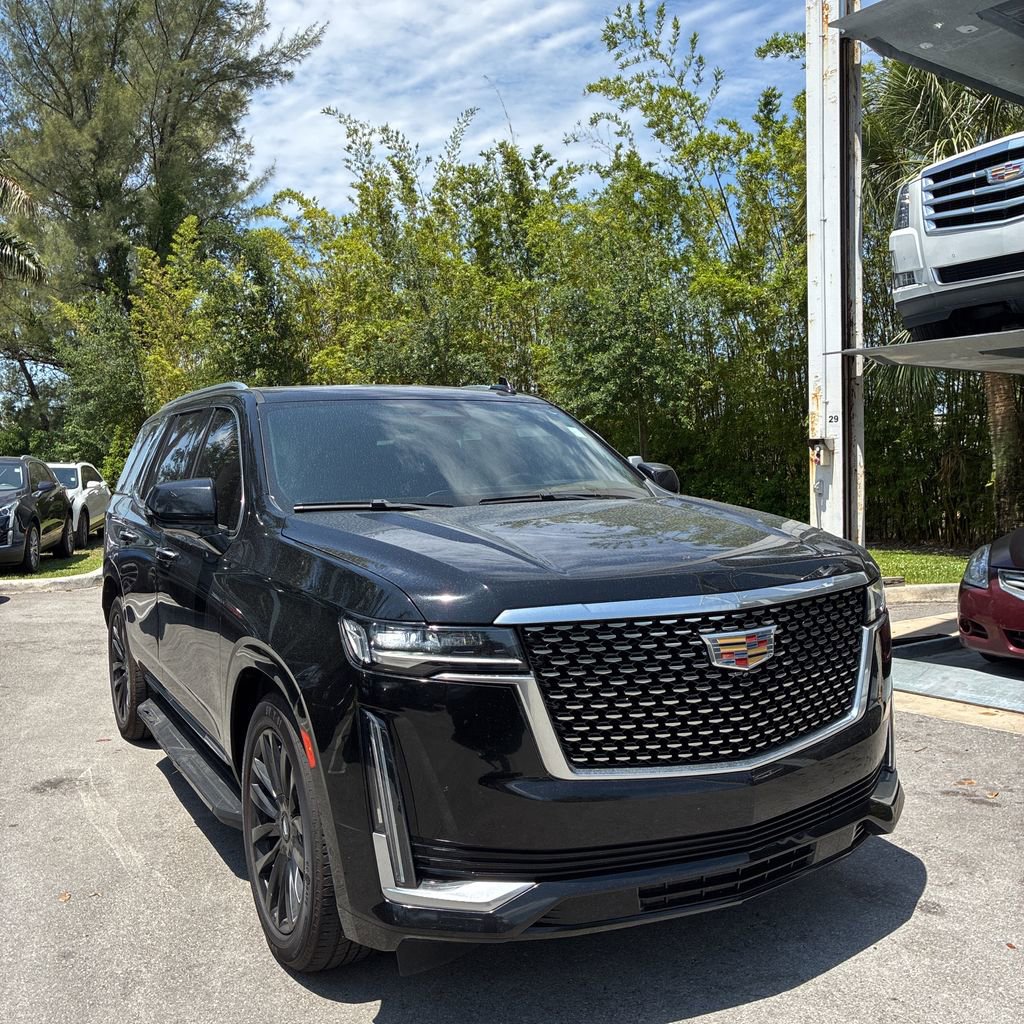 Used 2021 Cadillac Escalade Premium Luxury w/ Driver Assist Tech Package AWD/4WD image 2