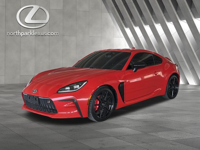Used 2024 Toyota GR86 Premium w/ Performance Package RWD image 3