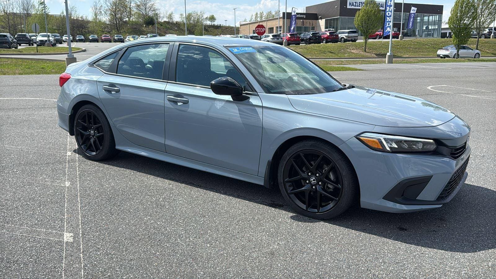 Used 2023 Honda Civic Sport image 2