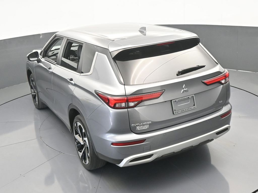 Used 2022 Mitsubishi Outlander SE image 52