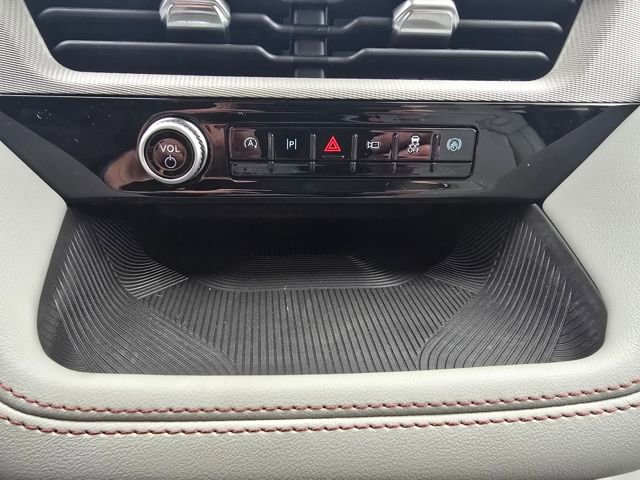 New 2026 Ford Explorer Active w/ Active Comfort Package image 20