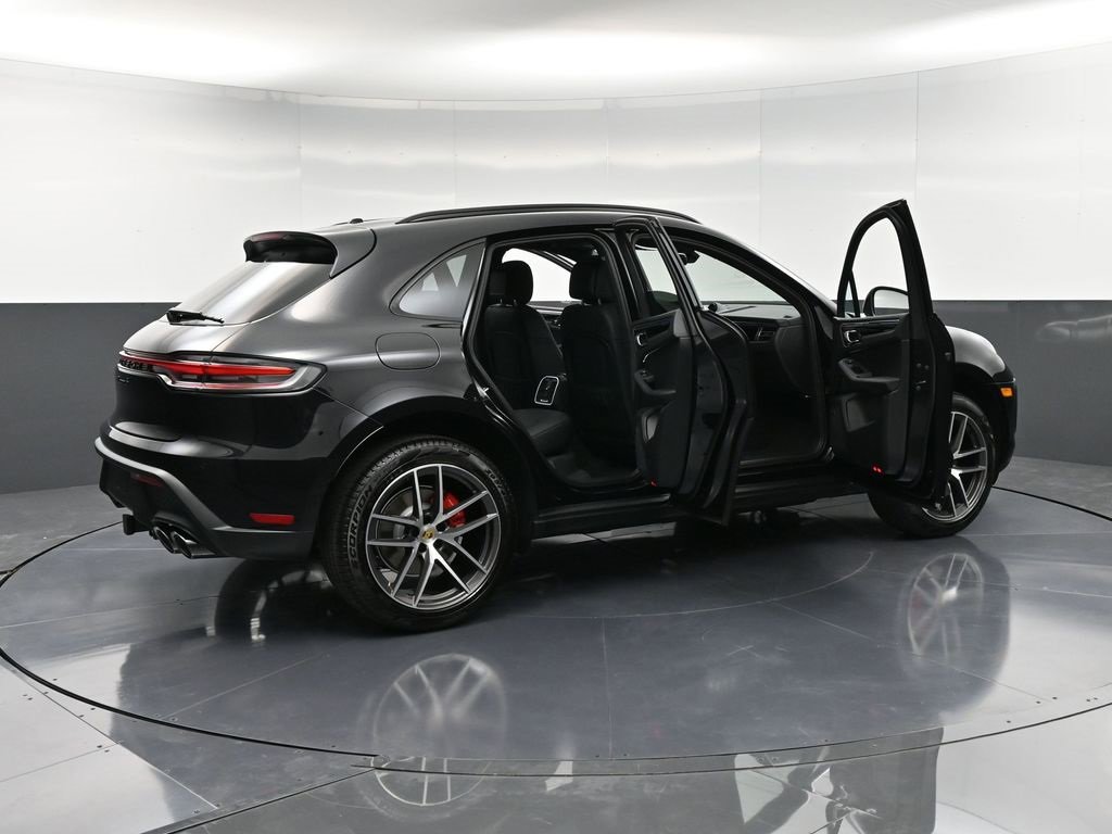New 2026 Porsche Macan S image 37