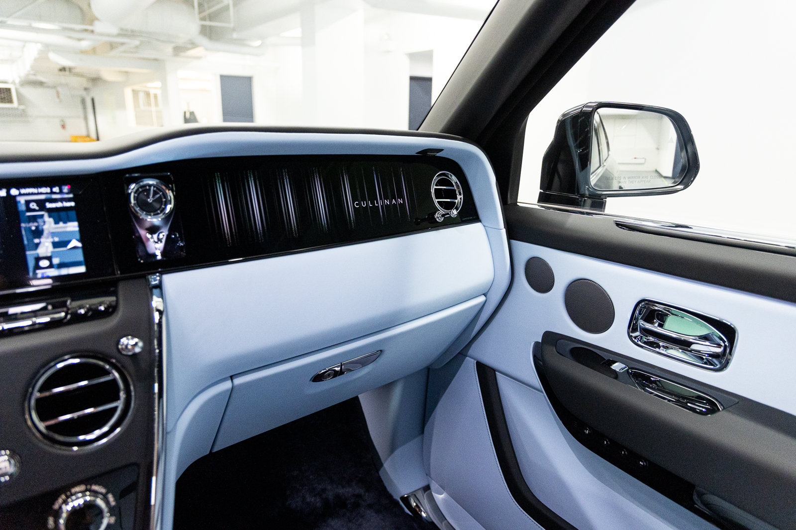 New 2027 Rolls-Royce Cullinan AWD/4WD image 49