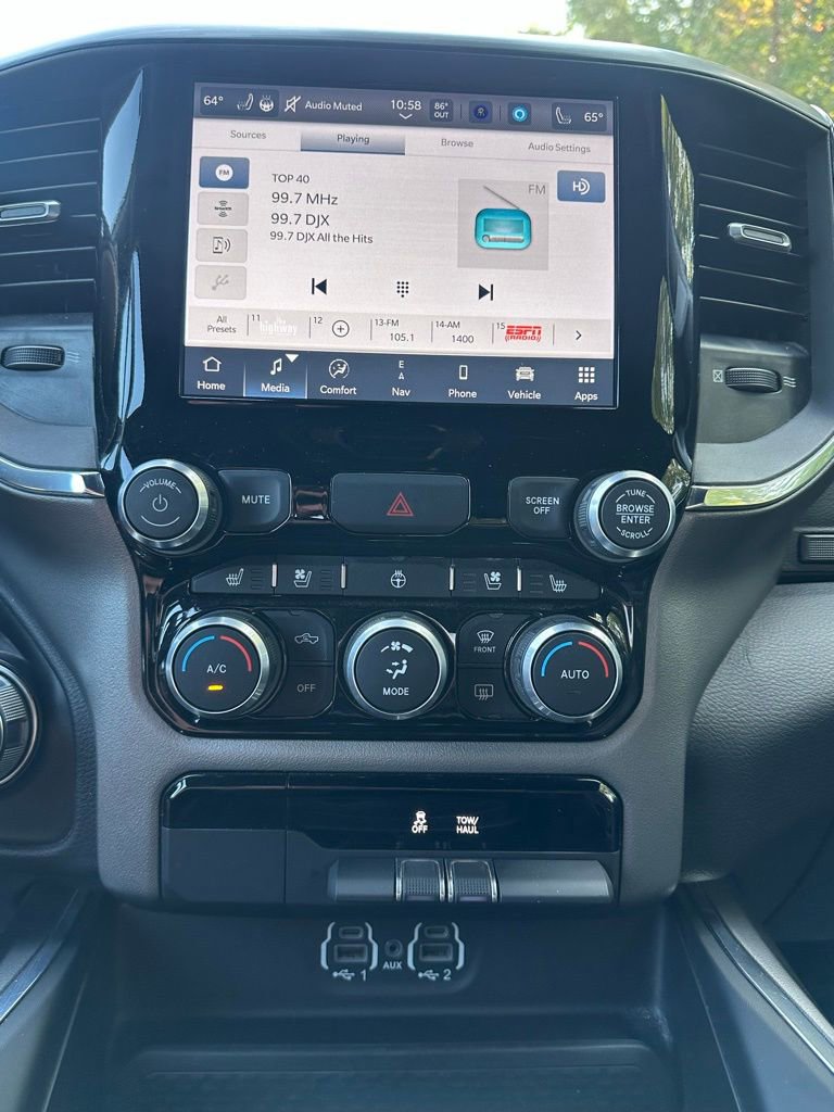 Used 2024 RAM 1500 Laramie image 28