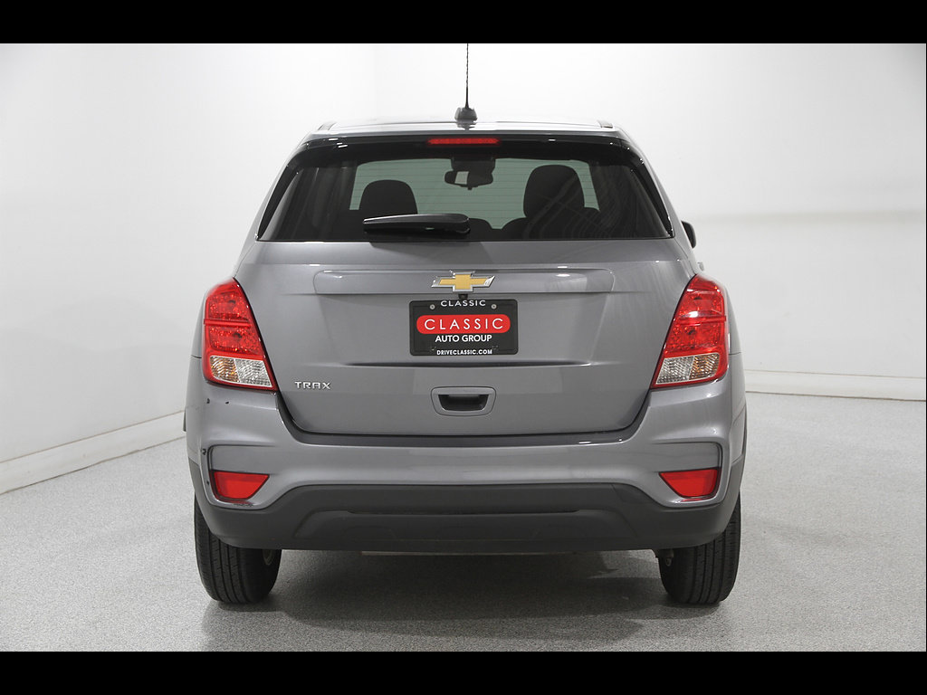 Used 2020 Chevrolet Trax LS w/ Tint and Cruise Package FWD image 18