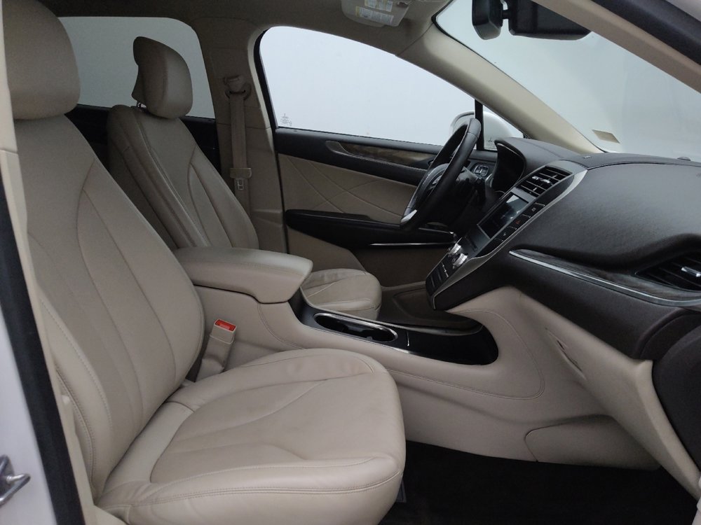Used 2017 Lincoln MKC Reserve image 21