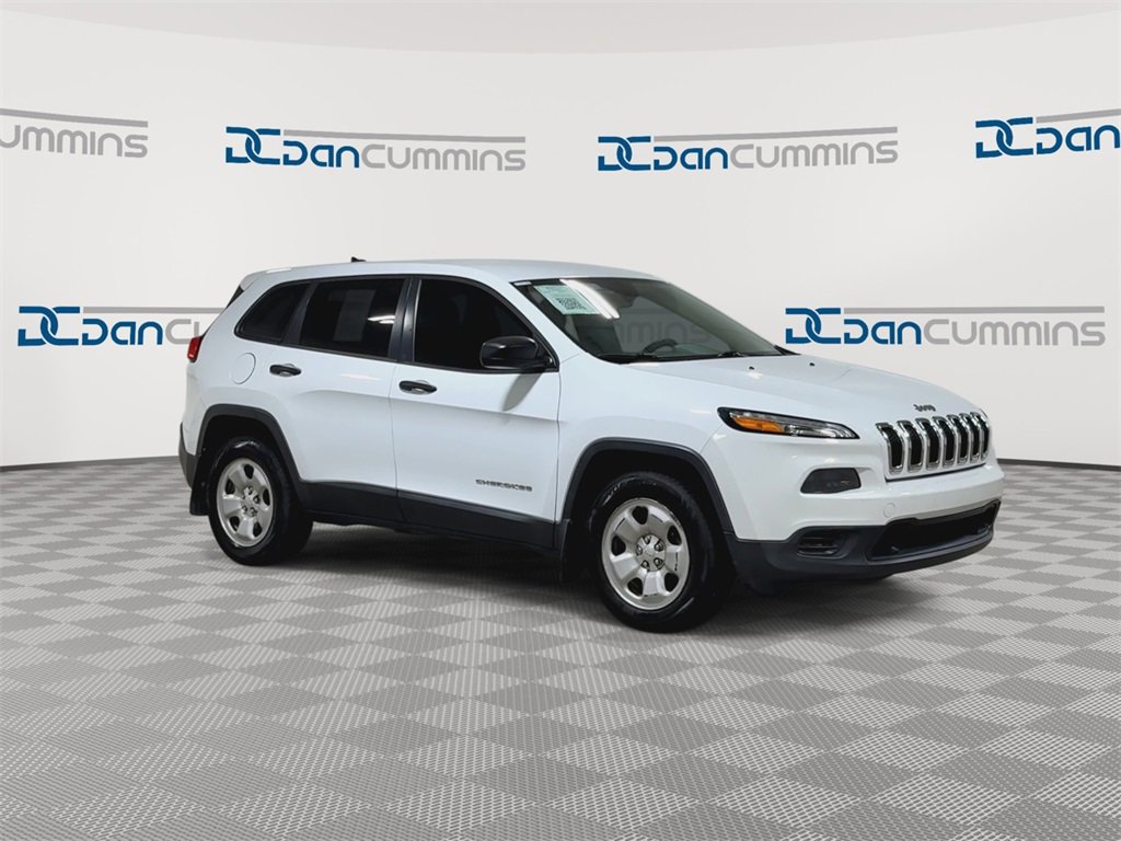 Used 2014 Jeep Cherokee Sport image 2