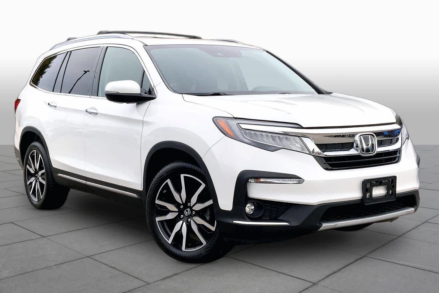 Certified 2020 Honda Pilot Touring image 3
