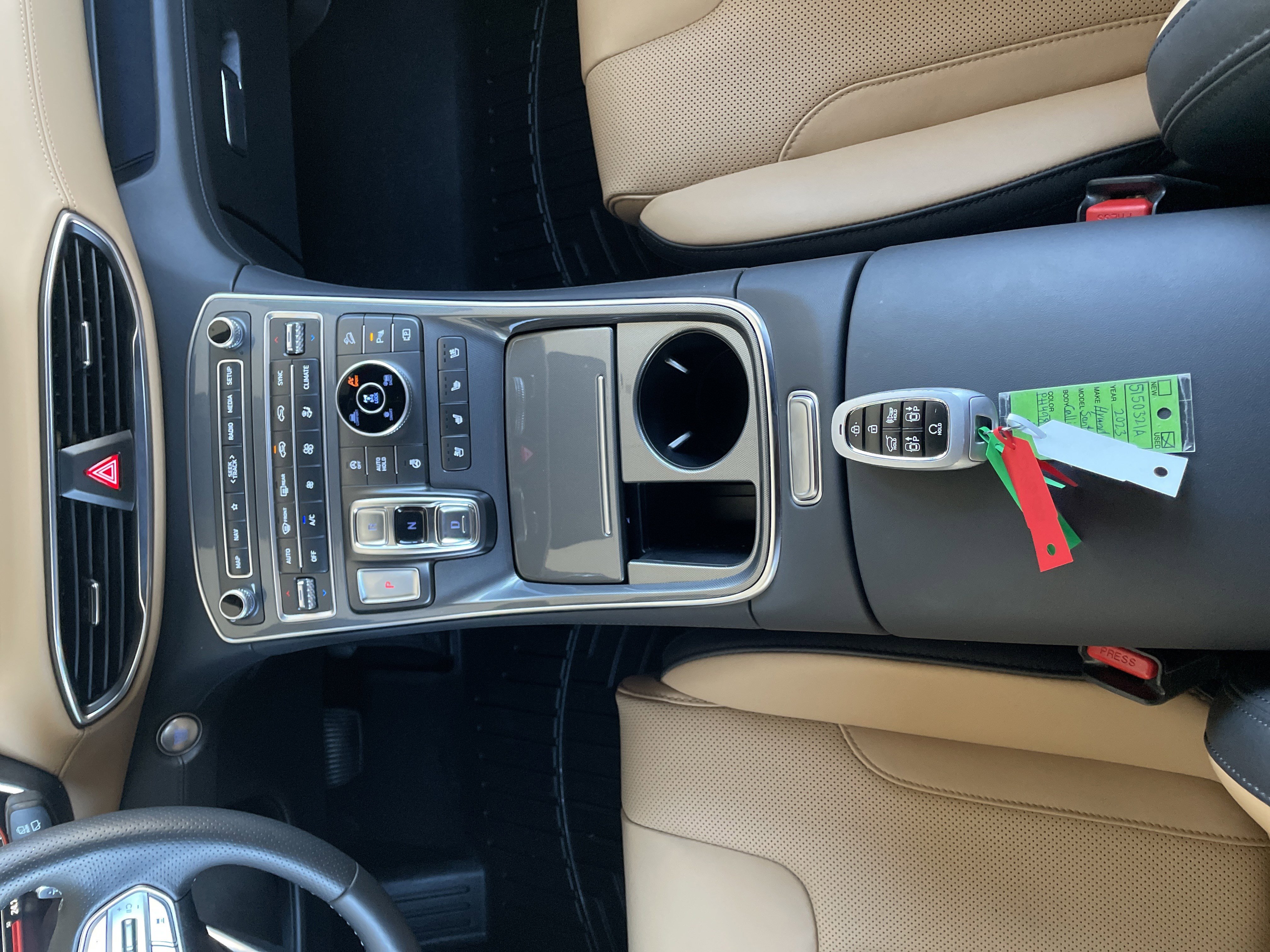 Used 2023 Hyundai Santa Fe Calligraphy image 11