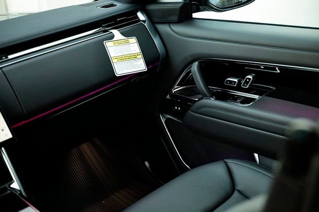 New 2026 Land Rover Range Rover SE image 36