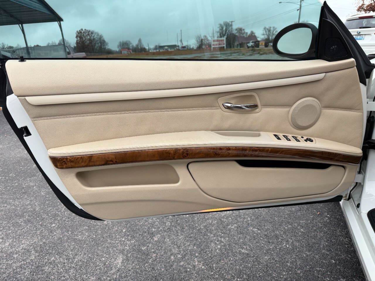 Used 2007 BMW 335i Convertible RWD image 29