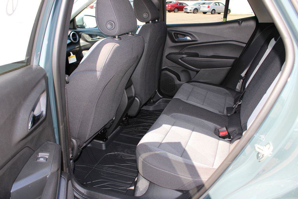 New 2026 Chevrolet Trax LS image 10