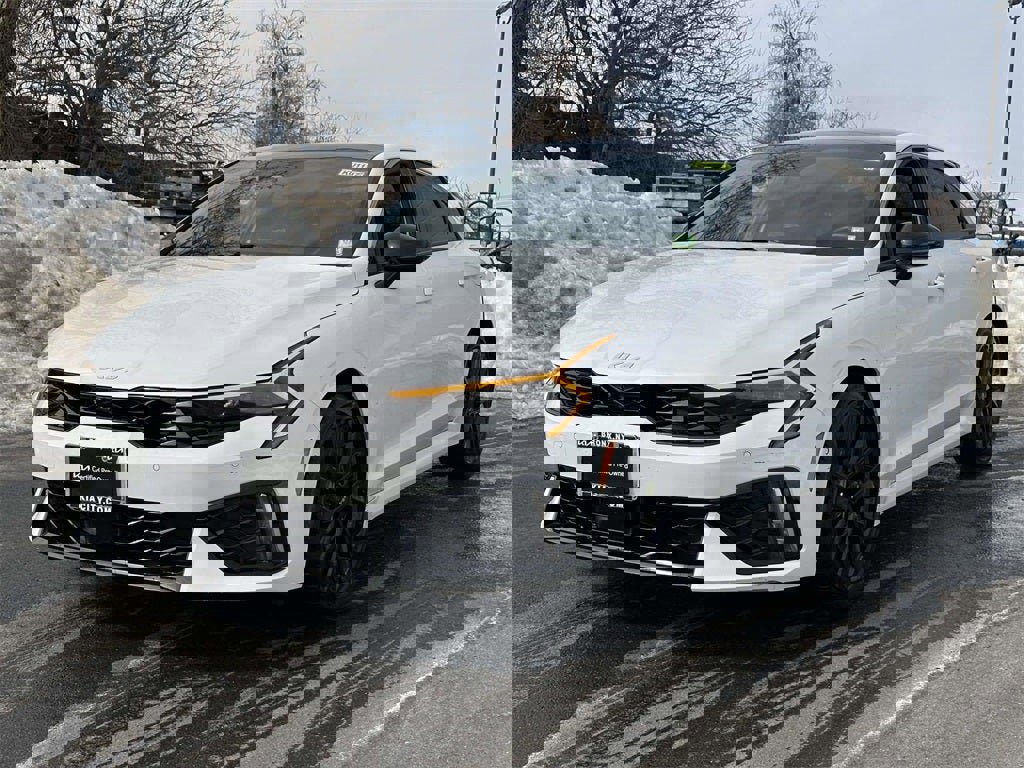 Certified 2025 Kia K5 GT w/ GT1 Package image 8