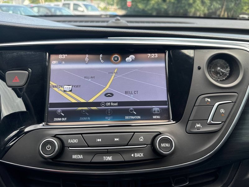 Used 2019 Buick Envision Premium AWD/4WD image 25