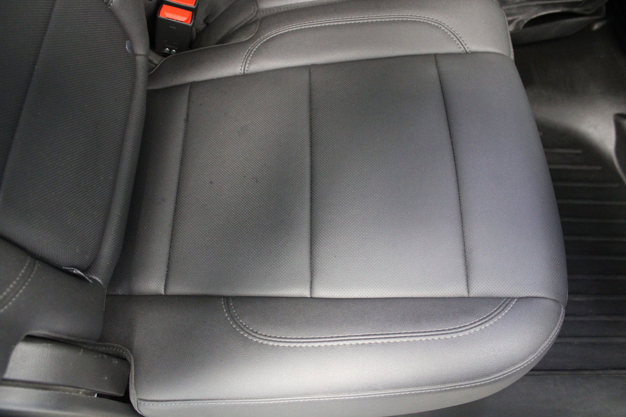 Used 2025 Chevrolet Silverado 1500 LTZ image 25