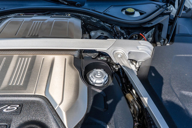 Used 2020 Bentley Continental GT V8 image 27
