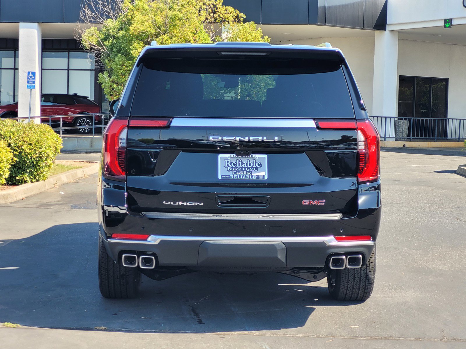 New 2026 GMC Yukon XL Denali w/ Advanced Technology Package AWD/4WD image 5