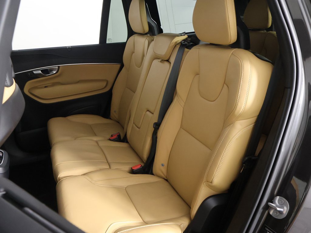 Used 2024 Volvo XC90 B6 Ultimate w/ Protection Package Premier image 38