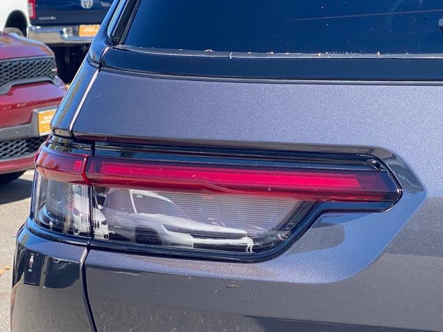 New 2025 Jeep Grand Cherokee L Limited w/ Black Appearance Package image 13