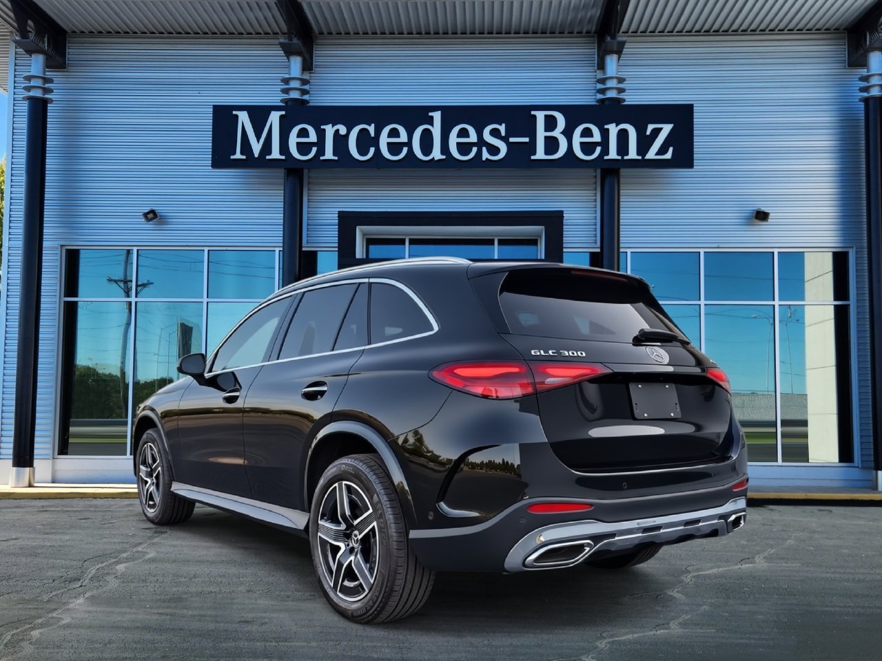 New 2026 Mercedes-Benz GLC 300 4MATIC image 4