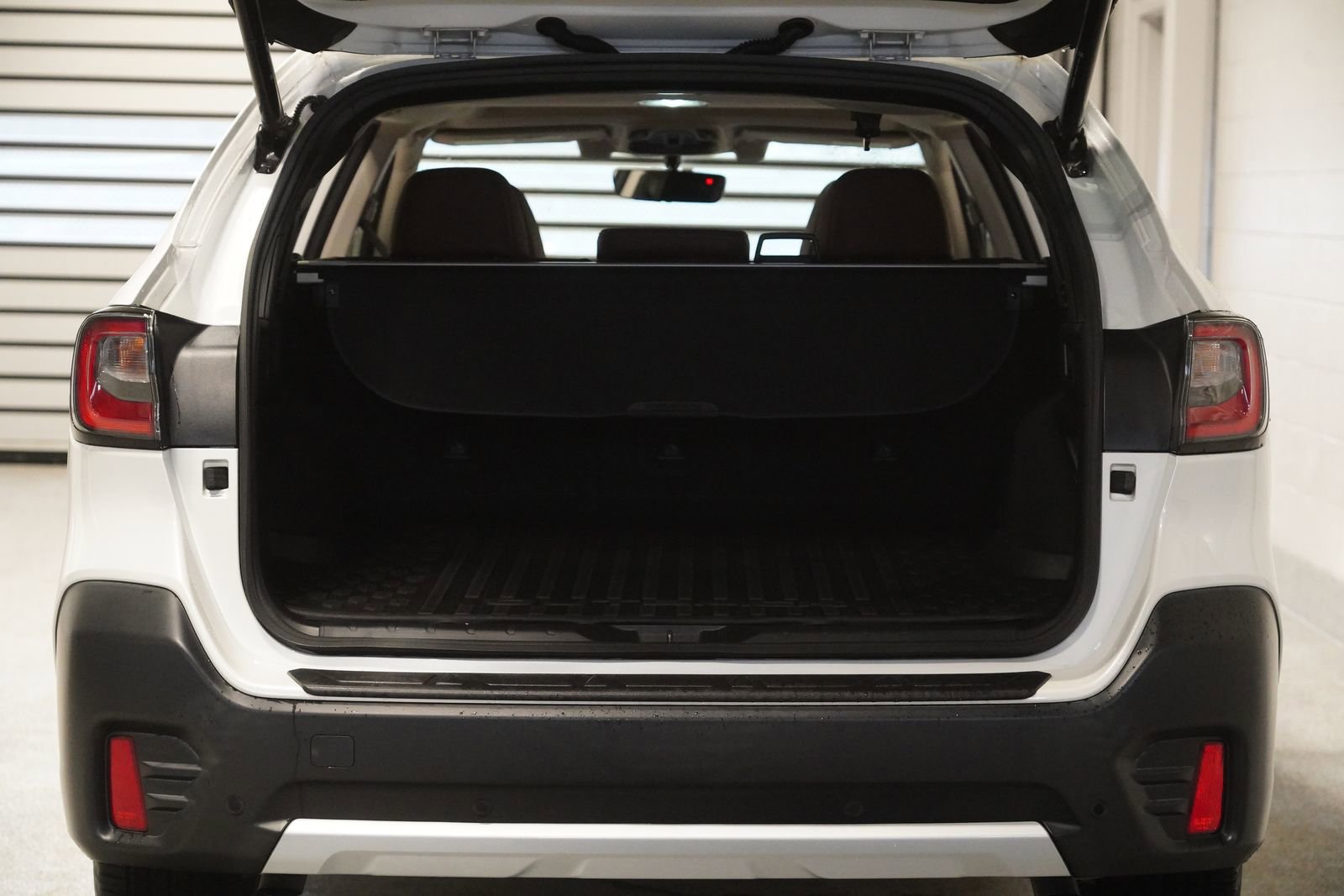 Used 2021 Subaru Outback Touring XT image 32