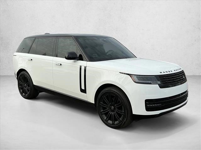 Used 2024 Land Rover Range Rover Long Wheelbase SE image 1