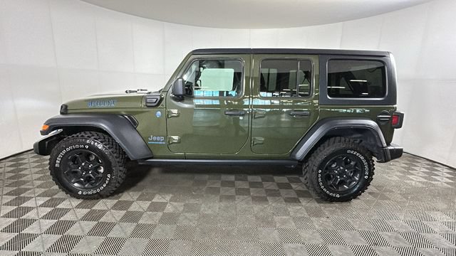 Used 2023 Jeep Wrangler Unlimited w/ Cold Weather Group AWD/4WD image 5