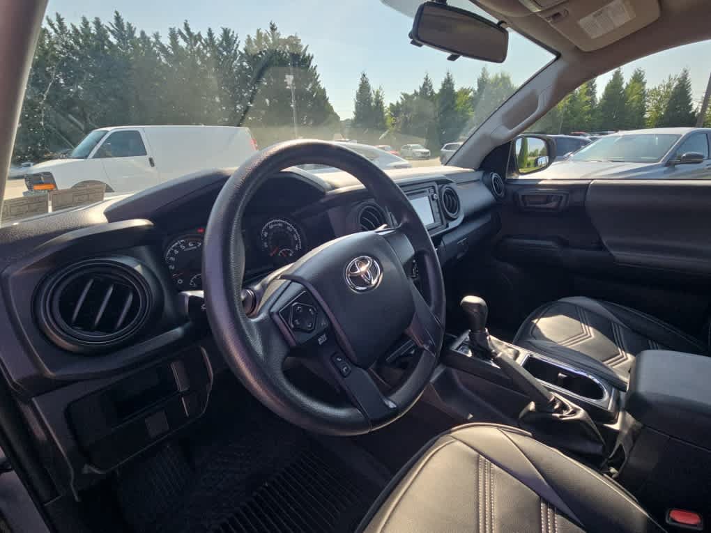 Used 2017 Toyota Tacoma SR RWD image 14